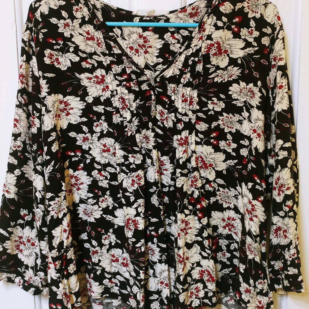 FUN2FUN Maley Pleated Detail Top SIZE: L